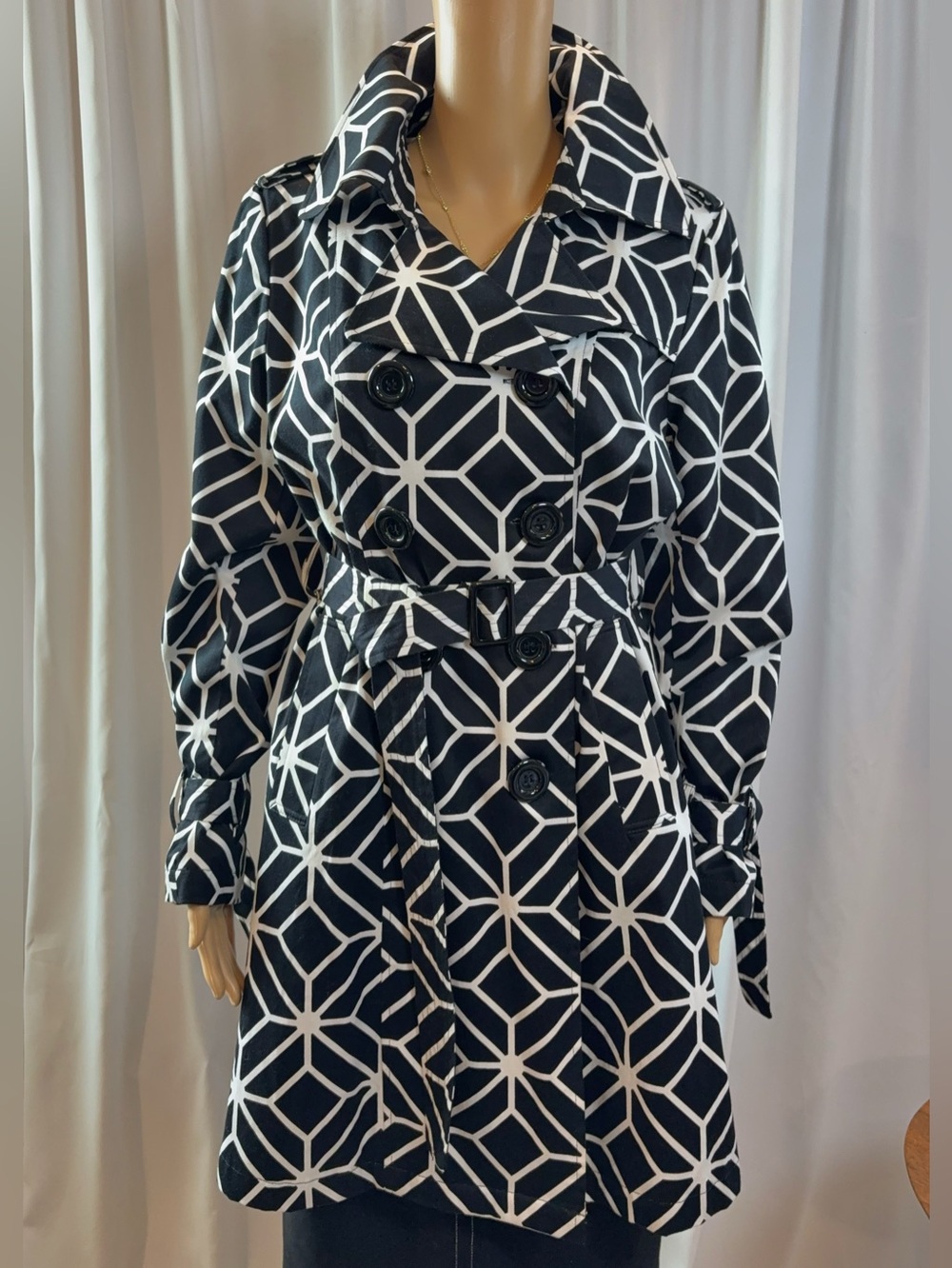 JohnPaulRichard Black & White Geometric Print Trench Coat Size Medium